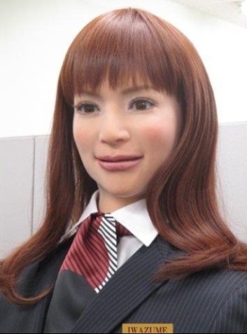 'Nàng' robot phục vụ trong khách sạn ở Nhật Bản được đánh giá xinh đẹp và duyên dáng như người thật