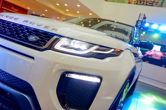 SUV hạng sang Range Rover Evoque chính thức ra mắt tại Việt nam