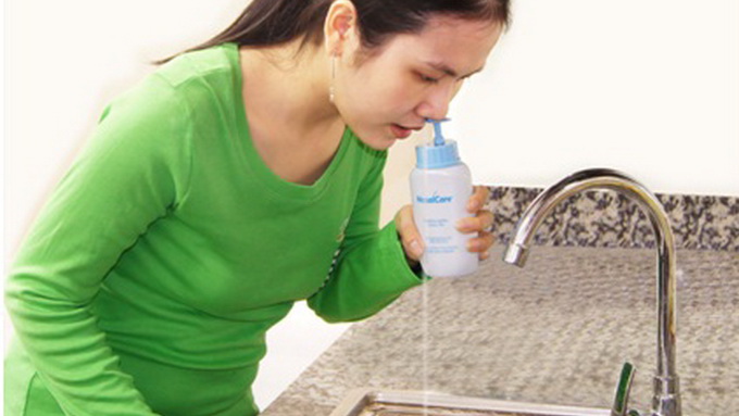 Rửa mũi mỗi ngày để phòng tránh viêm mũi dị ứng