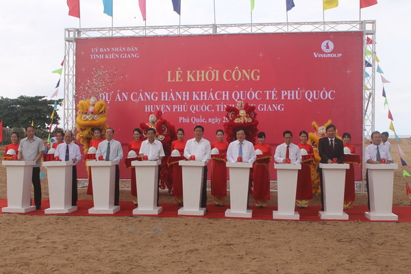 Bộ trưởng Đinh La Thăng khởi công xây dựng Cảng hành khách quốc tế Phú Quốc