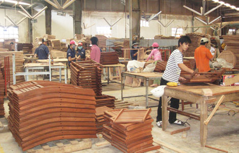 Đồ gỗ là sản phẩm chủ lực của Bình Định