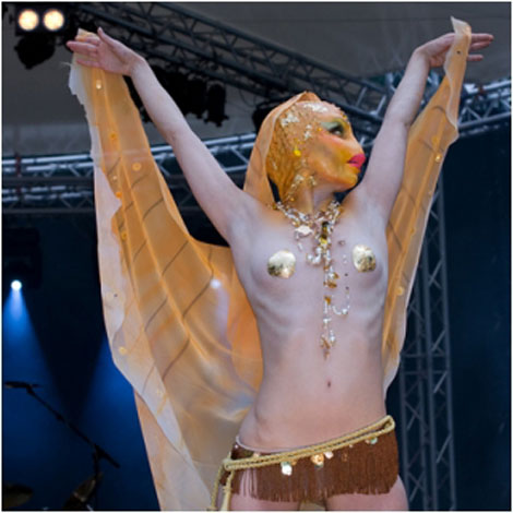 Búp bê tình dục cũng được trưng bày rất nhiều trong lễ hội Kinky Copenhagen.