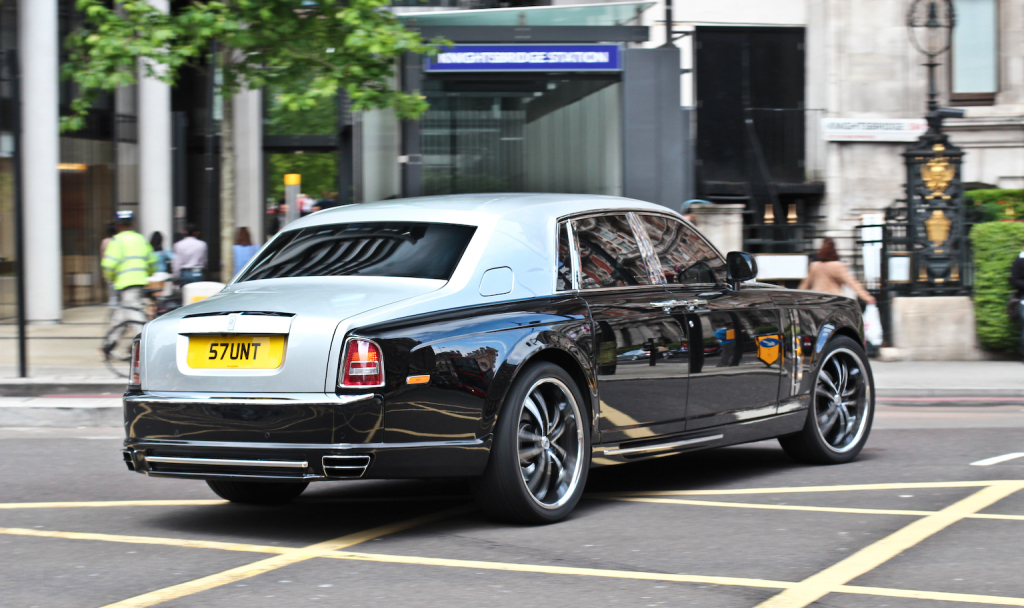 Rolls-Royce Phantom Mansory Conquistador.