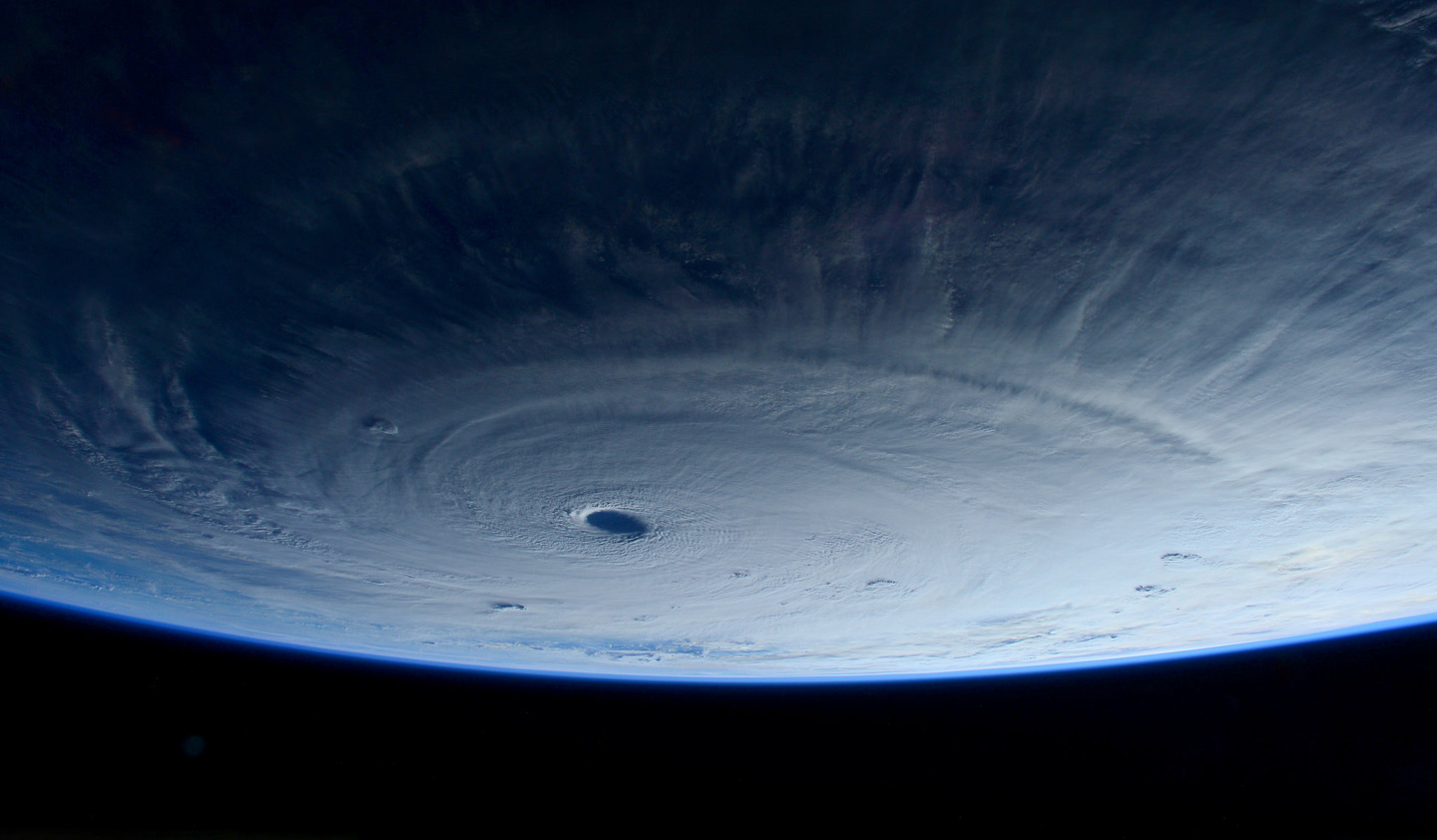Siêu bão Maysak hiện lên rõ ràng qua ảnh chụp từ vệ tinh