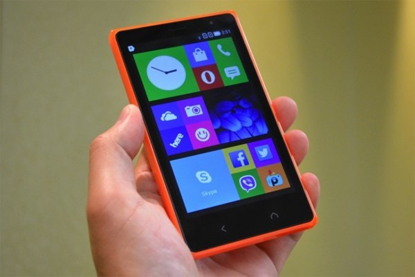 Smarrtphone giá rẻ Nokia X2 gọn nhẹ, trẻ trung ấn tượng