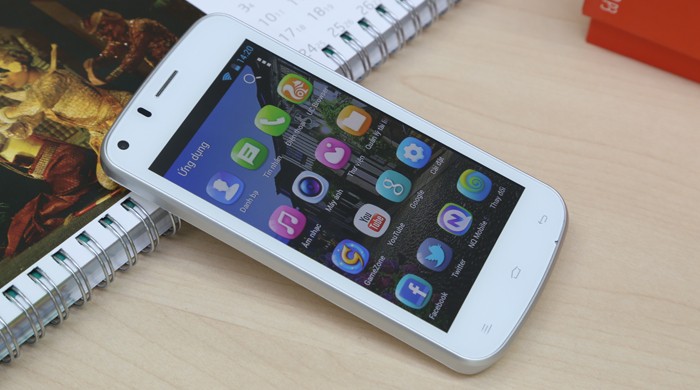 Smartphone giá rẻ Pioneer P3 có thiết kế với hình dáng bo tròn 4 góc
