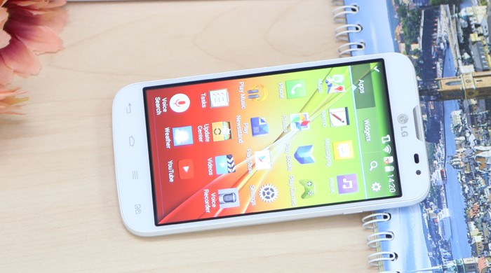 Smarrtphone giá rẻ LG L70 pin tốt khuyễn mãi hấp dẫn tại Thế Giới Di Động