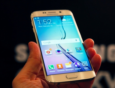 Galaxy Note Edge hiện vẫn là mẫu smartphone hot nhất của Samsung