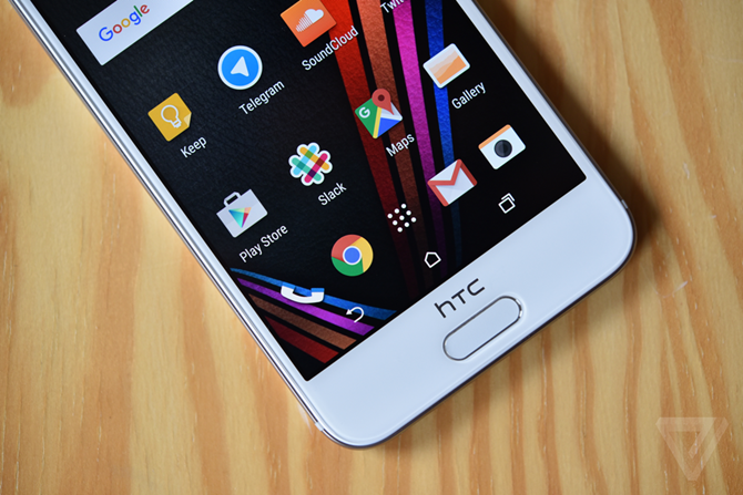 Smartphone hot nhất HTC One A9 có giá 400 USD (khoảng 8,9) triệu đồng cho bản RAM 3GB, 32GB