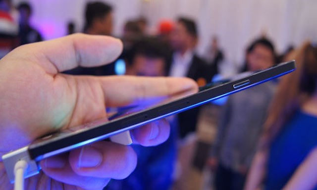 Galaxy A7 là sản phẩm smartphone hot nhất của Samsung sở hữu độ mỏng lý tưởng