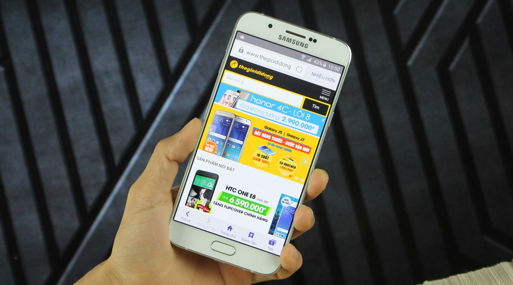 Galaxy A8 là smartphone hot nhất hiện nay của Samsung được trang bị màn hình lớn 5,7 inch