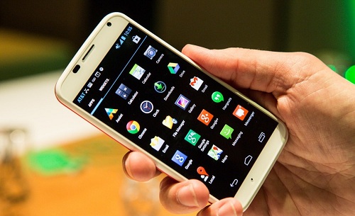 Smartphone giá rẻ dưới 2 triệu nên mua năm 2014 với màn hình điều khiển bằng giọng nói