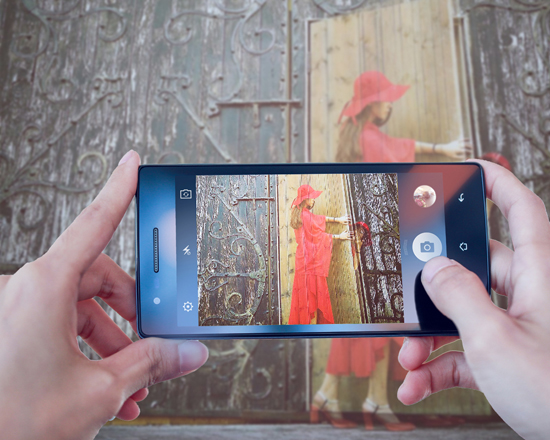 Bằng chiếc smartphone giá rẻ Oppo Mirror 3, bạn có thể sở hữu những bức ảnh long lanh không kém các fashionista trên thế giới