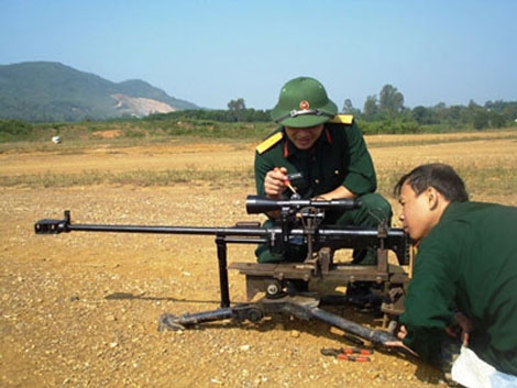 Súng bắn tỉa hạng nặng 12,7mm của Việt Nam