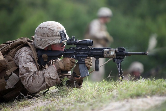 Súng trường HK416 - Sự cải tiến hoàn hảo của Colt M4 sử dụng cho nhiều lực lượng quan trọng của Mỹ