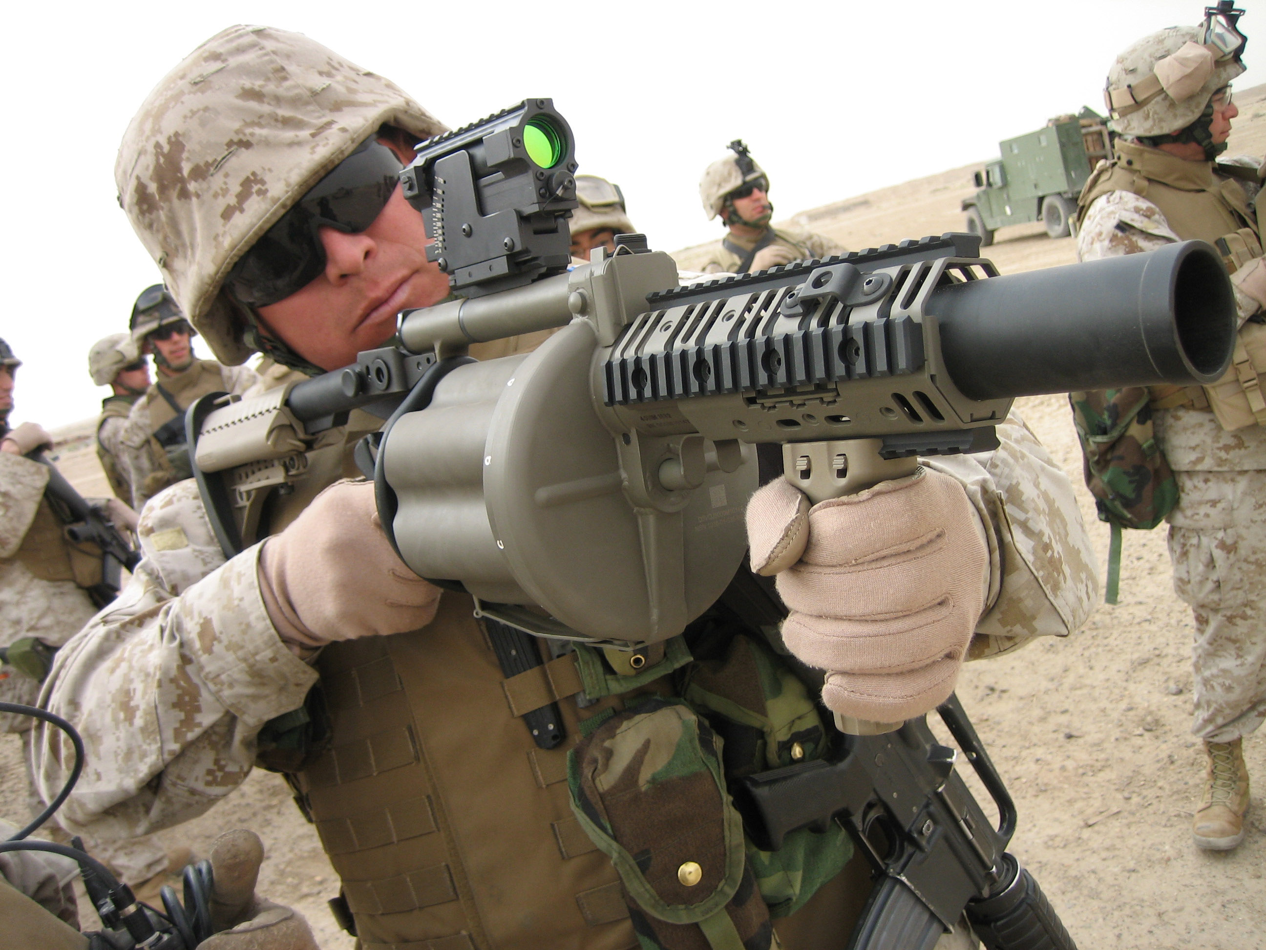 M32 là loại súng phóng lựu liên hoàn được sử dụng rộng rãi trong quân đội Mỹ