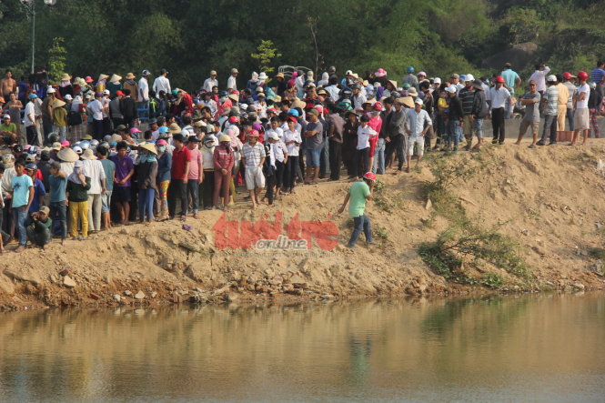 Bờ sông Trà Khúc, khu vực xảy ra vụ tai nạn chết đuối thương tâm khiến 9 học sinh thiệt mạng