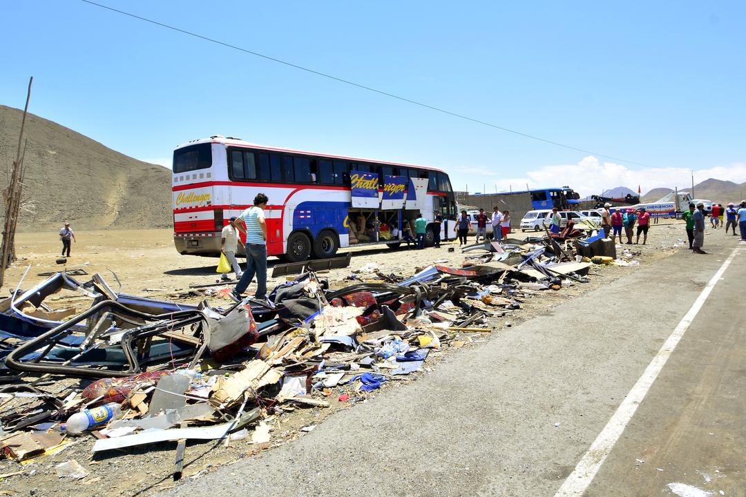 Tai nạn giao thông nghiêm trọng đã xảy ra tại Peru khiến ít nhất 34 người thiệt mạng