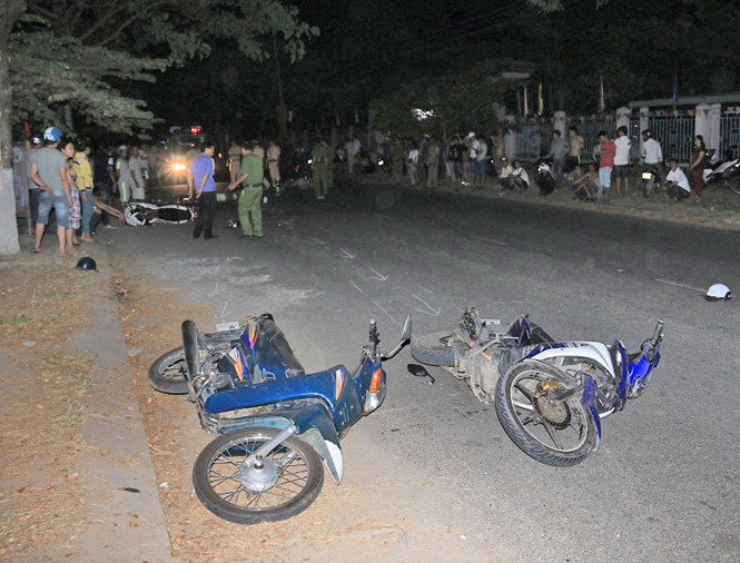 Hiện trường vụ tai nạn giao thông nghiêm trọng ở Đà Nẵng