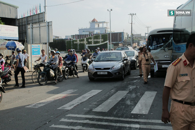 Tai nạn giao thông liên hoàn trước bến xe khách lớn nhất Việt Nam