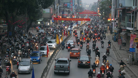 Mật độ giao thông đã giảm bớt ở các thành phố lớn dù số vụ tai nạn giao thông vẫn tăng