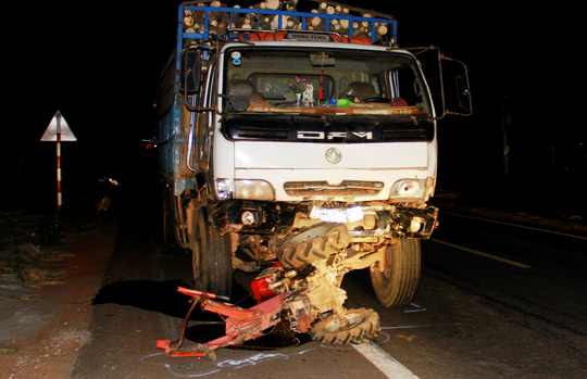 Hiện trường vụ tai nạn giao thông thảm khốc làm 5 người tử vong tại Gia Lai