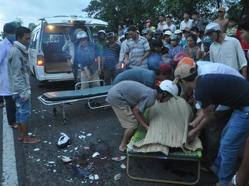 Vụ tai nạn xe khách kinh hoàng ở Quảng Nam khiến nhiều người sững sờ, bàng hoàng