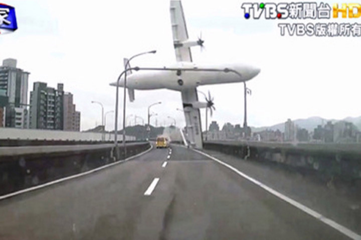 Vụ tai nạn máy bay tại Đài Loan đã cướp đi sinh mạng của 43 người