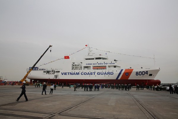 Tàu cảnh sát biển 8004 là tàu đa năng thứ 3 được đóng cho Lực lượng Cảnh sát biển Việt Nam