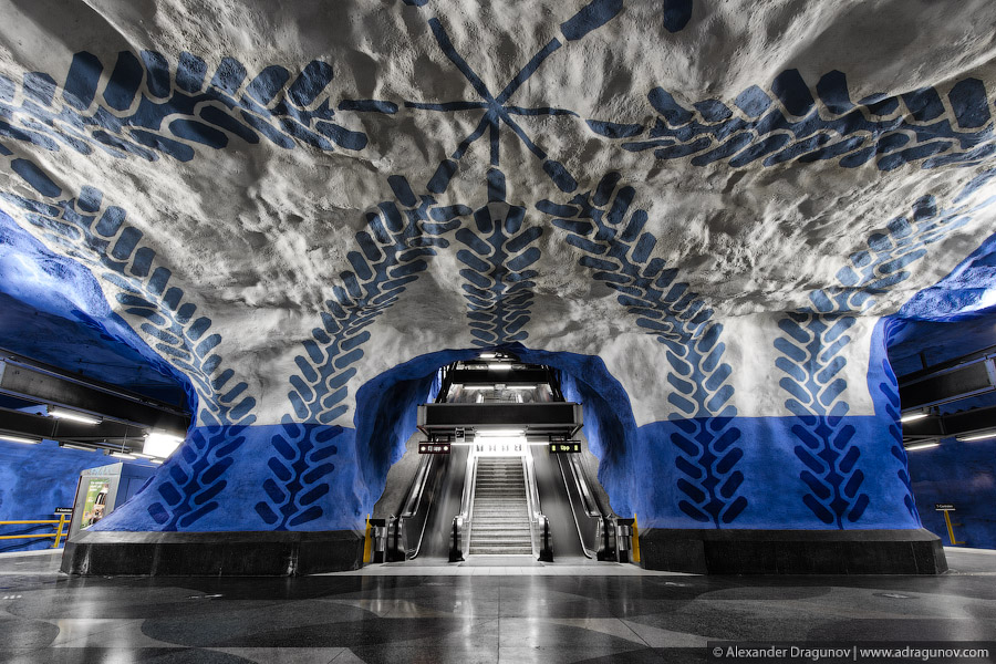 Hệ thống tàu điện ngầm T-Centralen có thiết kế vô cùng độc đáo