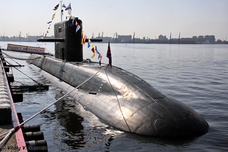 Tàu ngầm lớp Petersbrug hay còn gọi là tàu ngầm lớp Lada sở hữu bệ phóng tên lửa hành trình đặc biệt
