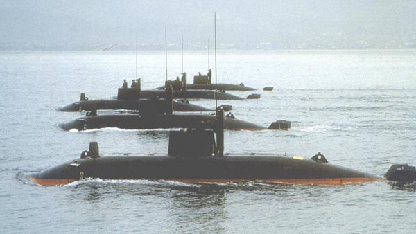Tàu ngầm mini lớp Yono là phiên bản cải tiến từ tàu ngầm mini lớp Yugo của Triều Tiên