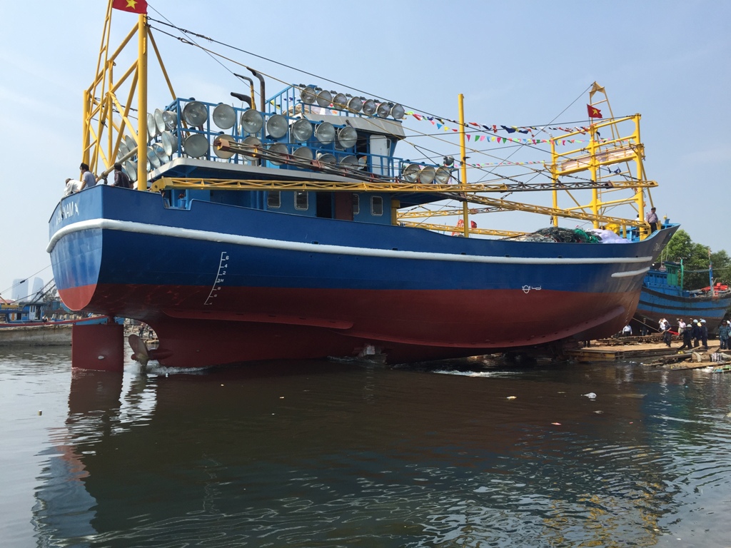 Đà Nẵng hạ thủy tàu vỏ thép đầu tiên đóng theo Nghị định 67