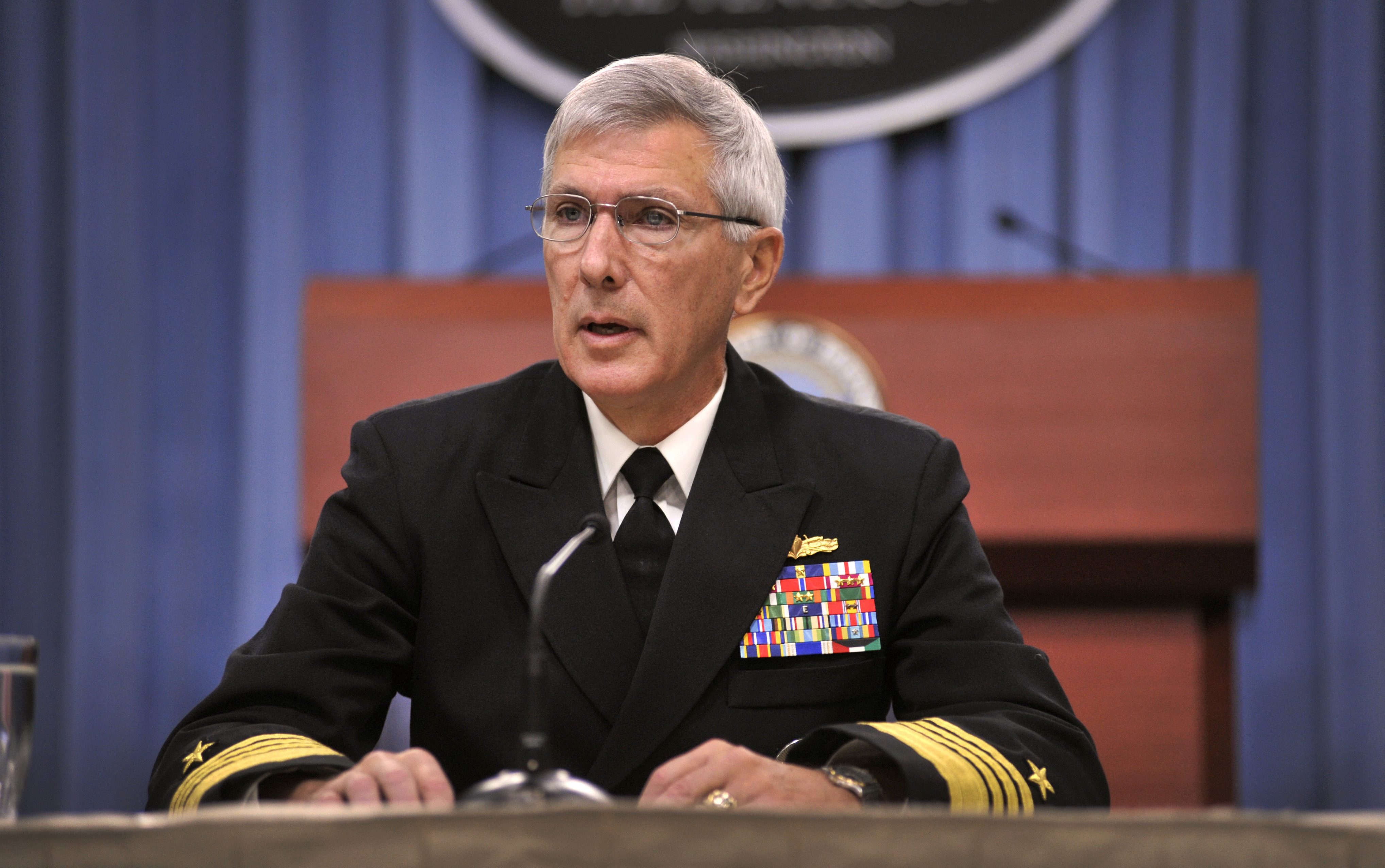 Tư lệnh Bộ Chỉ huy Thái Bình Dương của Mỹ, Đô đốc Samuel Locklear ước tính có khoảng 1000 tay súng Châu Á tham gia IS