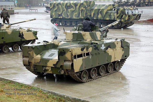 Xe chiến đấu BMD-4M của lính dù Nga