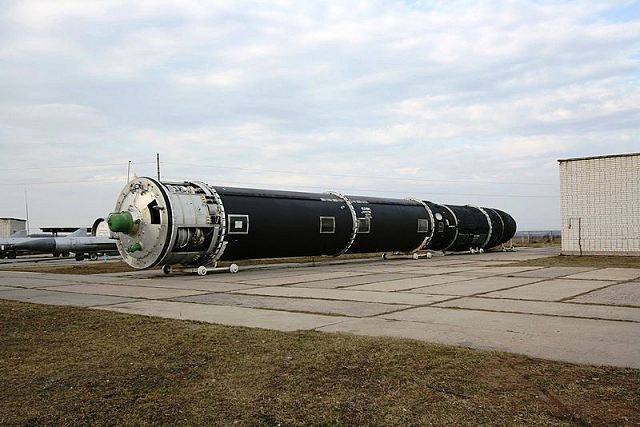 Tên lửa đạn đạo liên lục địa RS-28 Sarmat của Nga có tầm bắn hơn 11.000km, đủ sức uy hiếp vùng lãnh thổ