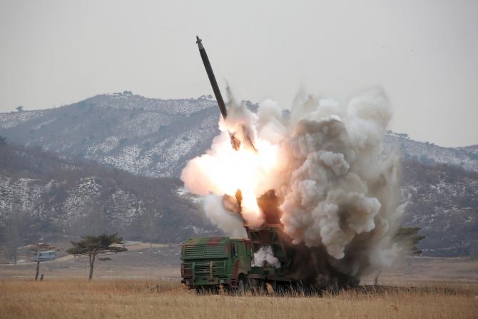 Hàn Quốc phát triển tên lửa đất đối đất nhằm đối phó với hệ thống tên lửa đa nòng của Triều Tiên