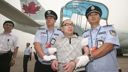 Lai Changting bị truy nã vì tội tham nhũng Trung Quốc bao gồm buôn lậu, hối lộ, bị dẫn độ từ Canada về Bắc Kinh