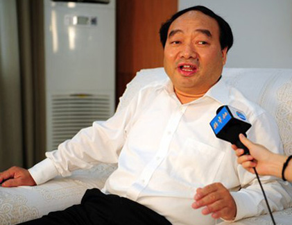 Bí thư quận ủy Lôi Chính Phú bị phanh phui tham nhũng bằng sex trên internet