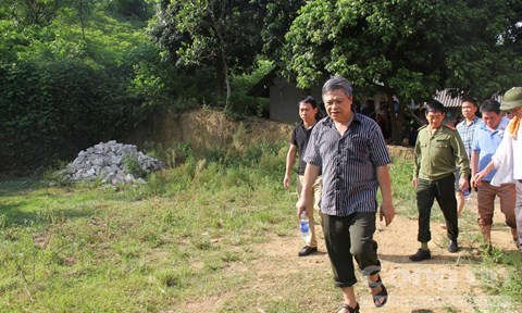 Thiếu tướng Đặng Trần Chiêu có mặt tại hiện trường vụ thảm sát ở Yên Bái để trực tiếp chỉ đạo công tác truy bắt tội phạm