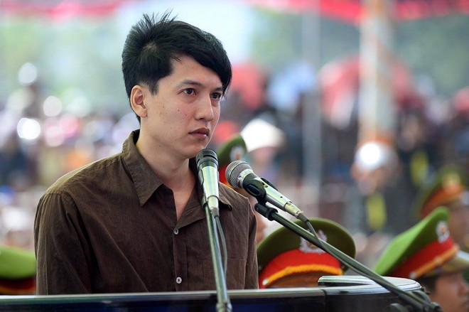 Nguyễn Hải Dương trong phiên tòa ngày 17/12/2015