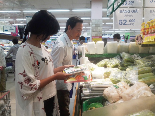 Đại gia Sài Gòn chi nửa triệu/kg rong nho thay rau