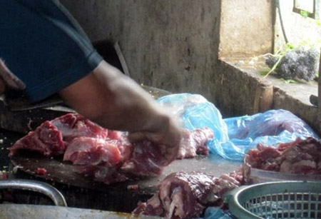 thịt lợn sề hết “date” được hô biến thành thịt bò chỉ qua vài công đoạn sơ chế