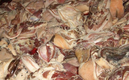 Thịt lợn chết ở Trung Quốc được chế biến thành thịt tươi