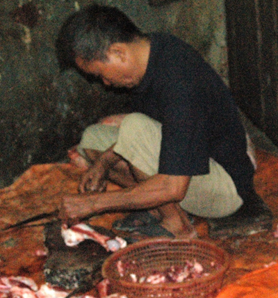 Thịt lợn sề biến thành thịt bò sau khi qua tay những 