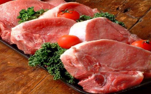 Thịt lợn nuôi tăng trọng khác với thịt lợn thường ở chỗ màu thịt đỏ hơn, rất nạc và không đàn hồi