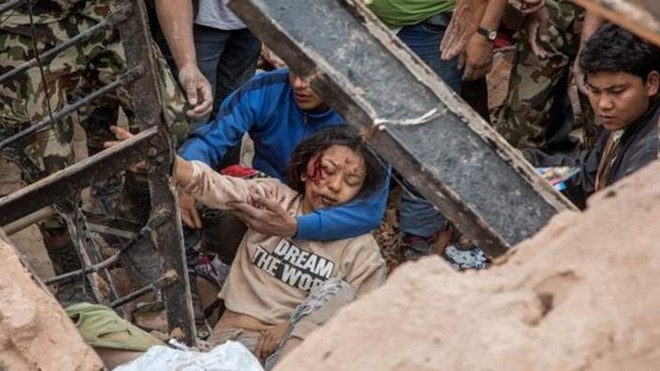 Số nạn nhân thiệt mạng trong thảm họa động đất ở Nepal đã vượt quá 3.200 người
