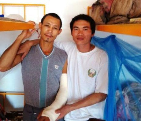 Hai công nhân Việt Nam tại Algeria là Đậu Hoàng Anh và Đào Ngọc Cường bị chủ sử dụng lao động Trung Quốc hành hung hôm 16/9