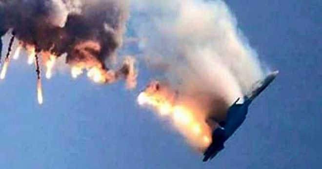  Máy bay Nga bốc cháy do trúng tên lửa
