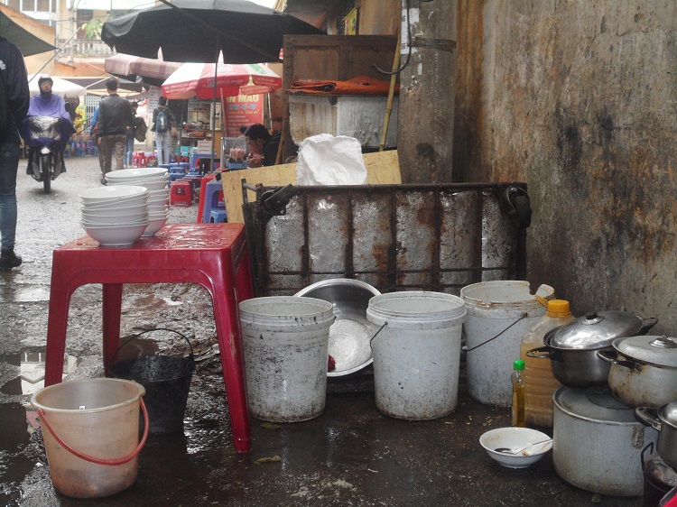 Hà Nội sẽ thành lập các đoàn thanh kiểm tra thức ăn đường phố, thực phẩm tại các chợ trên địa bàn